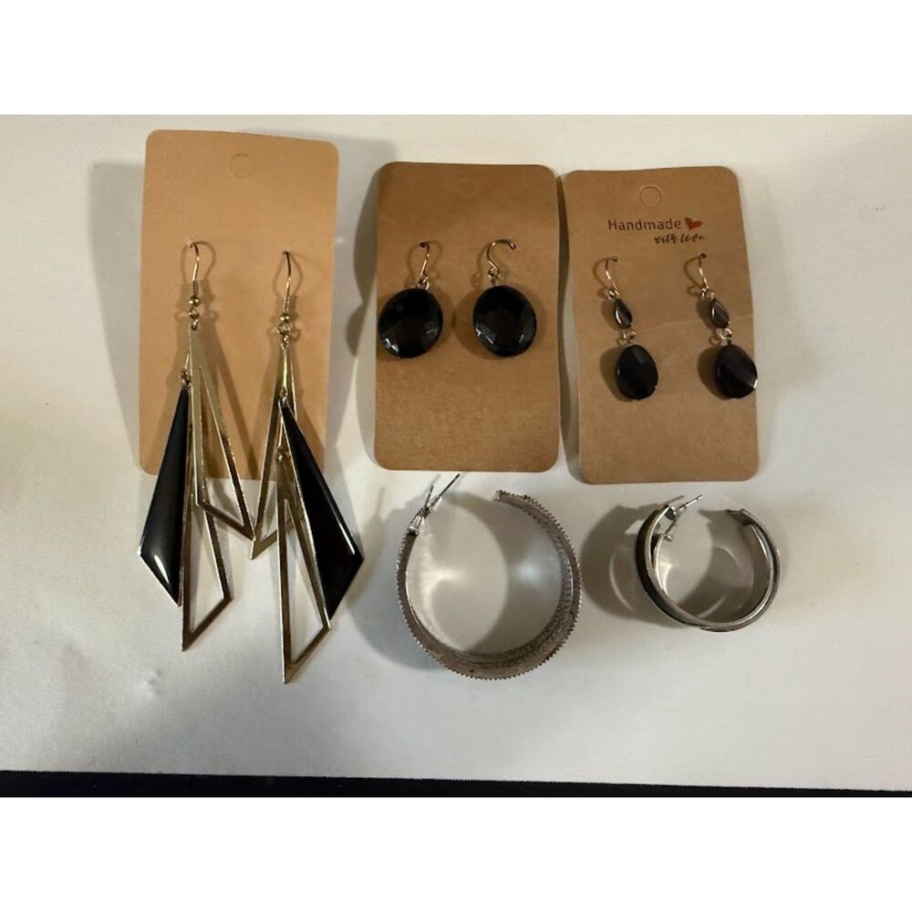 Earrings lot